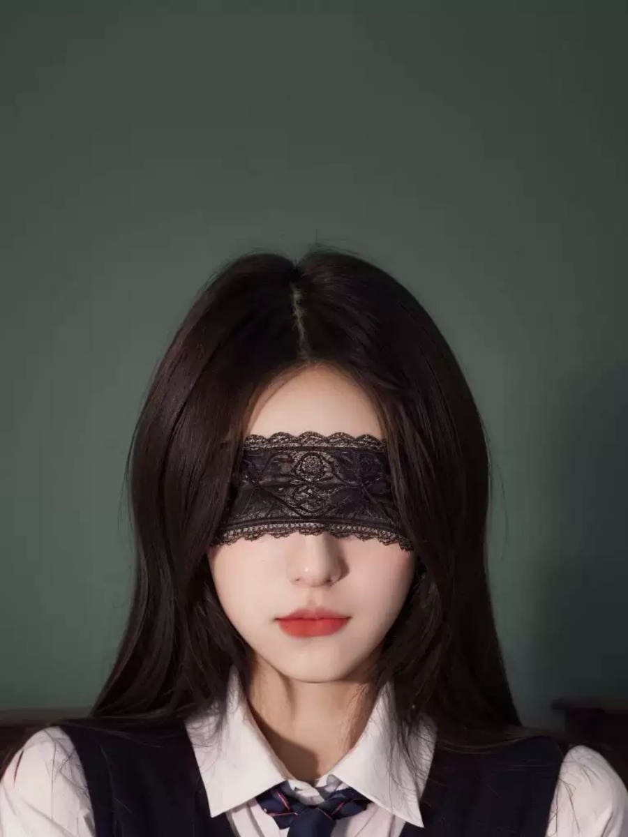 Sexy Lace Eye Mask Black Flora - огляд і ціна Woman Accessory