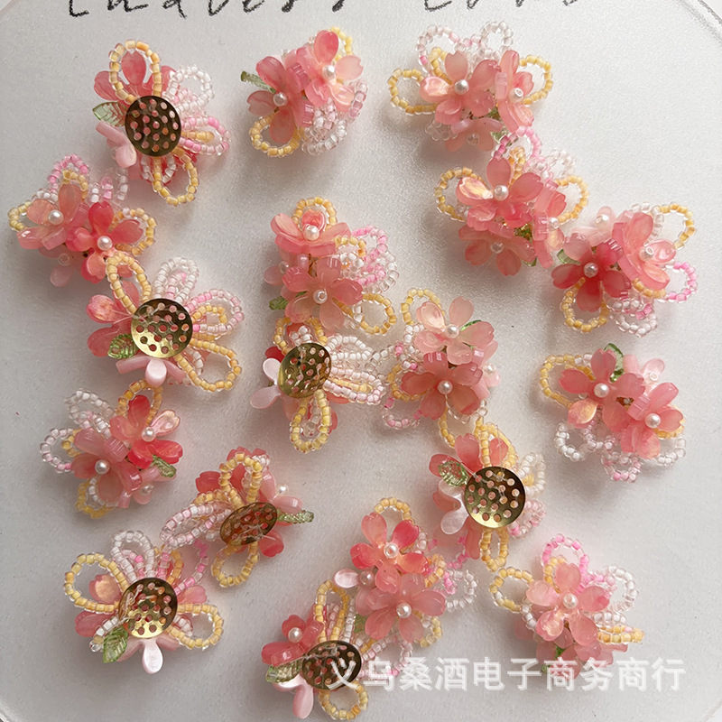 Upgraded 3D Beaded Begonia Flo - огляд і ціна Women'S Accessories Crocs